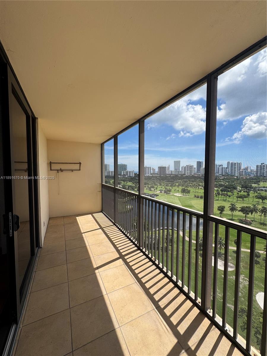 Photo of 20379 Country Club Dr  #1937, Aventura, Florida, 33180 - 
