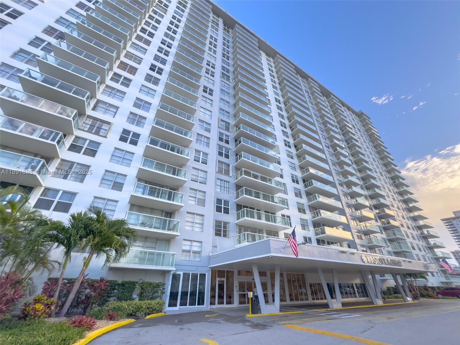 920 2 / 2 1286 sq. ft. $ 2025-10-07 0 foto