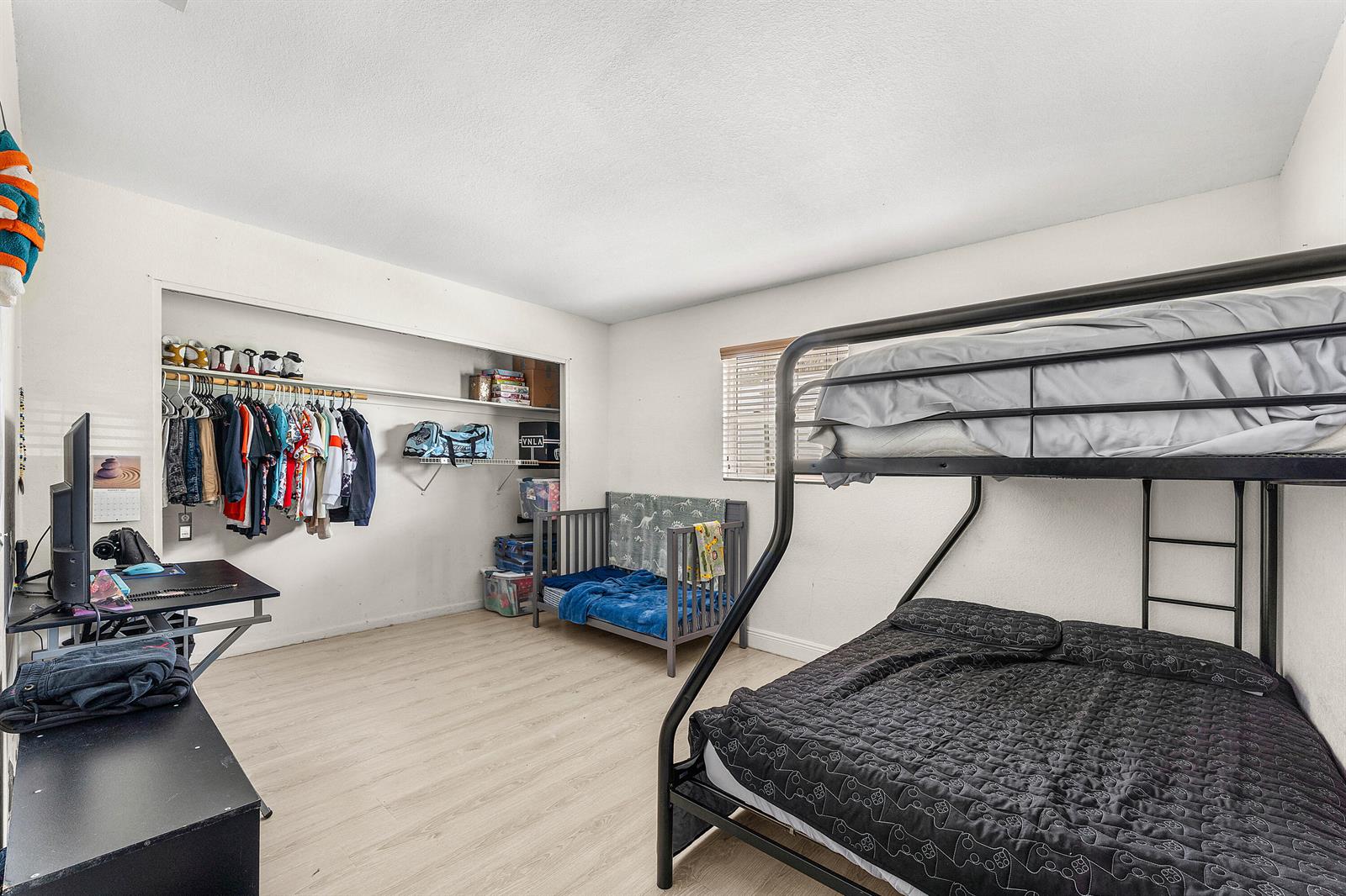 Ver detalles / 2 1690 sq. ft. $ 2025-11-03 0 foto