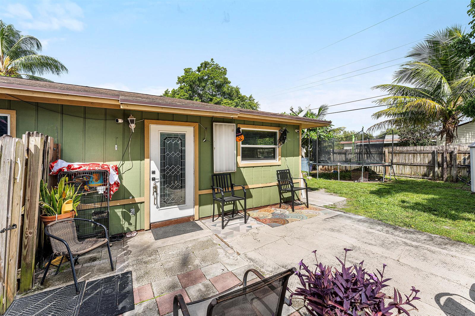 Ver detalles / 2 1690 sq. ft. $ 2025-11-03 0 foto