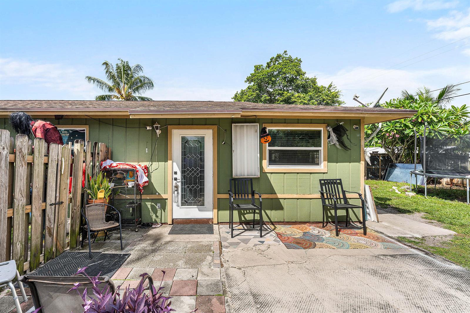 Ver detalles / 2 1690 sq. ft. $ 2025-11-03 0 foto