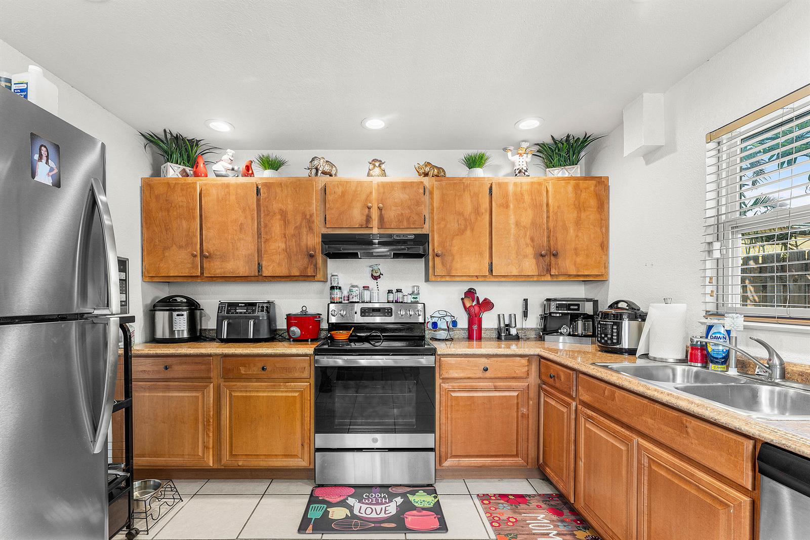 Ver detalles / 2 1690 sq. ft. $ 2025-11-03 0 foto