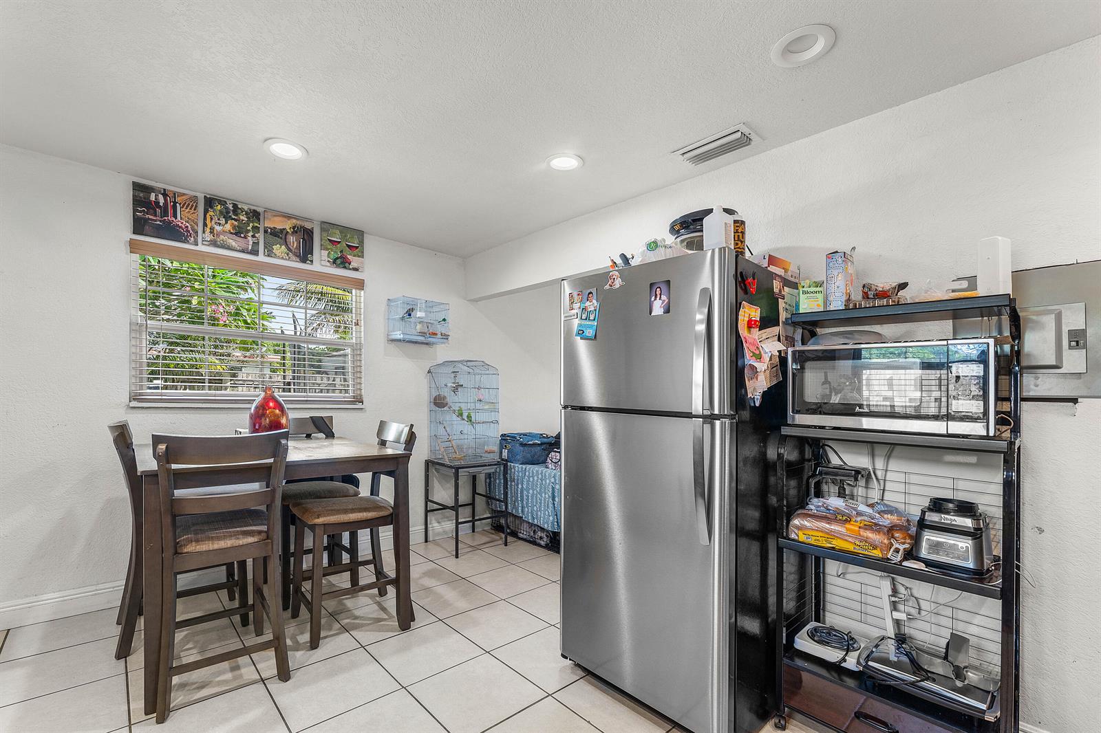 Ver detalles / 2 1690 sq. ft. $ 2025-11-03 0 foto