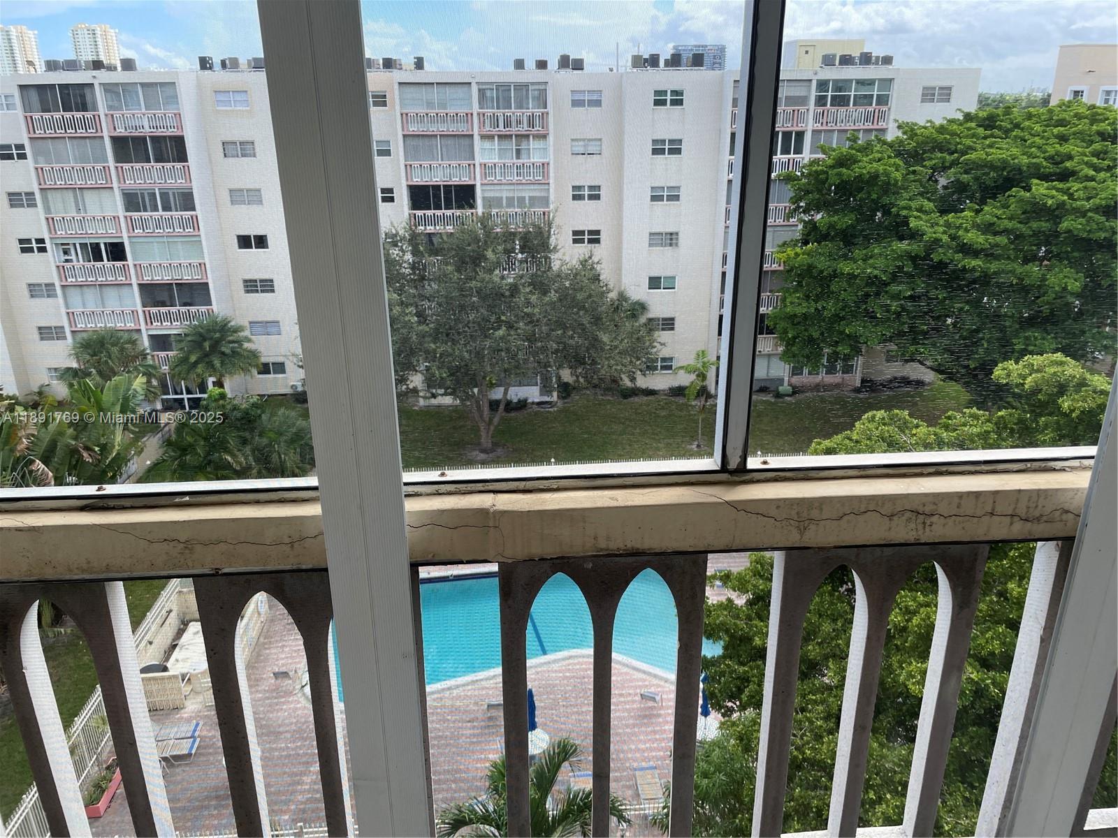 Photo of 1001 14th Ave #706, Hallandale Beach, Florida, 33009 -