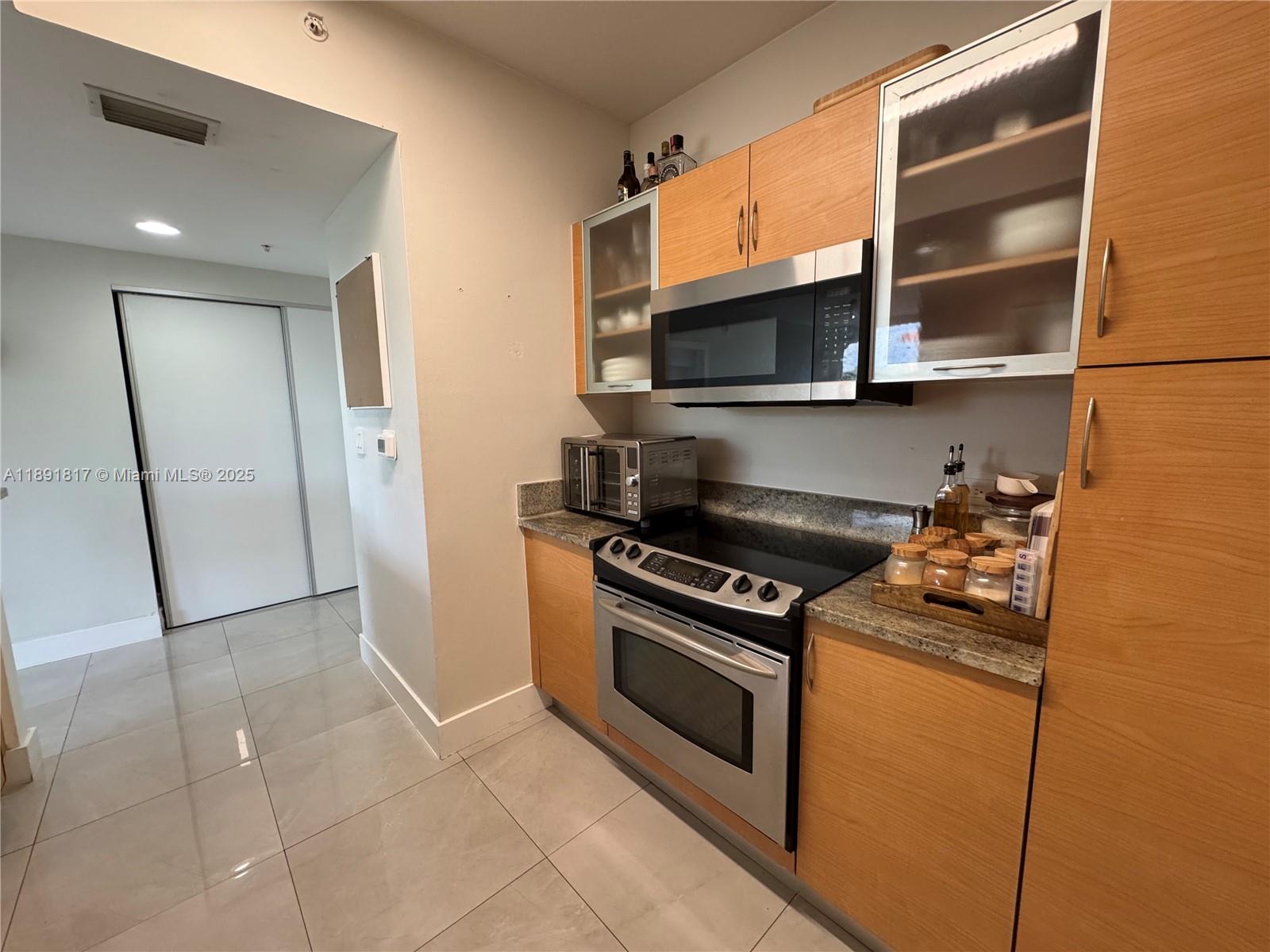 Photo of 2775 187th St  #318, Aventura, Florida, 33180 - 