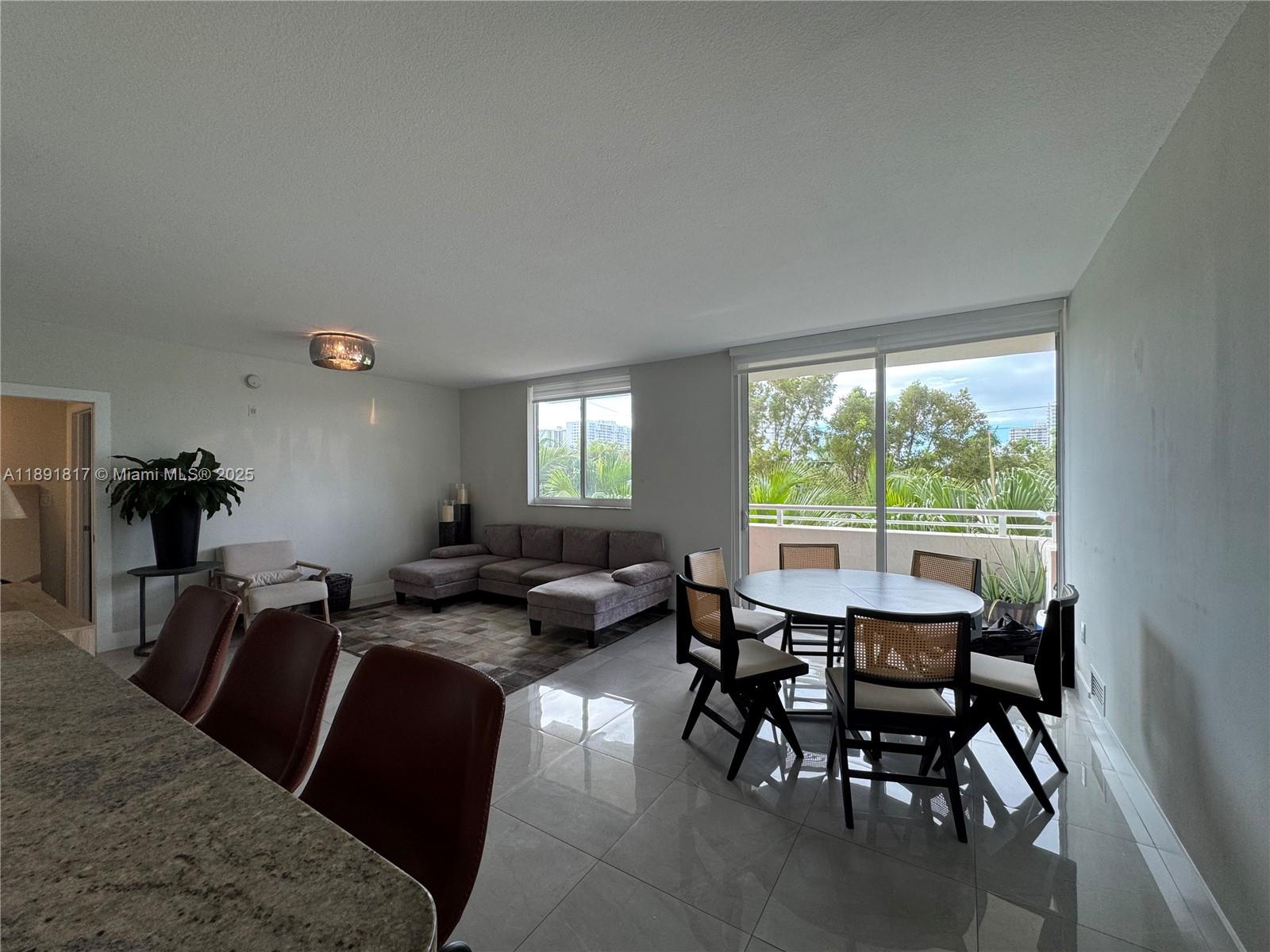 Photo of 2775 187th St  #318, Aventura, Florida, 33180 - 