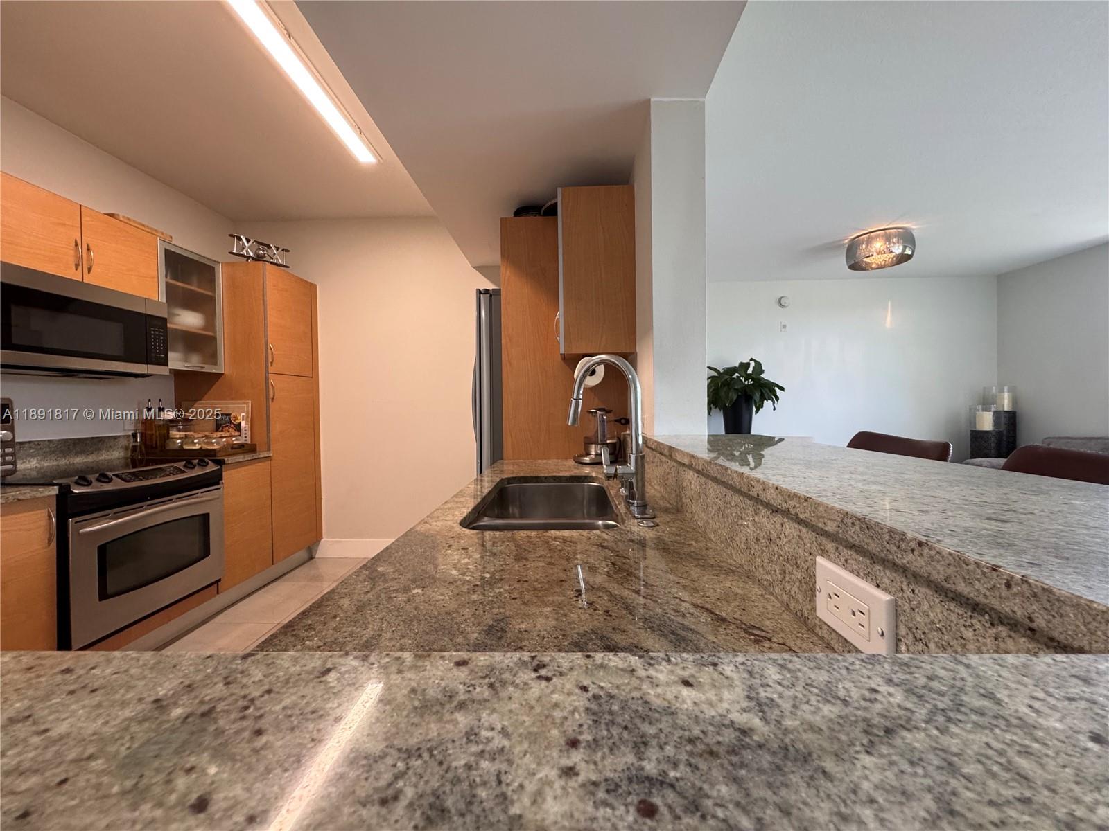 Photo of 2775 187th St  #318, Aventura, Florida, 33180 - 