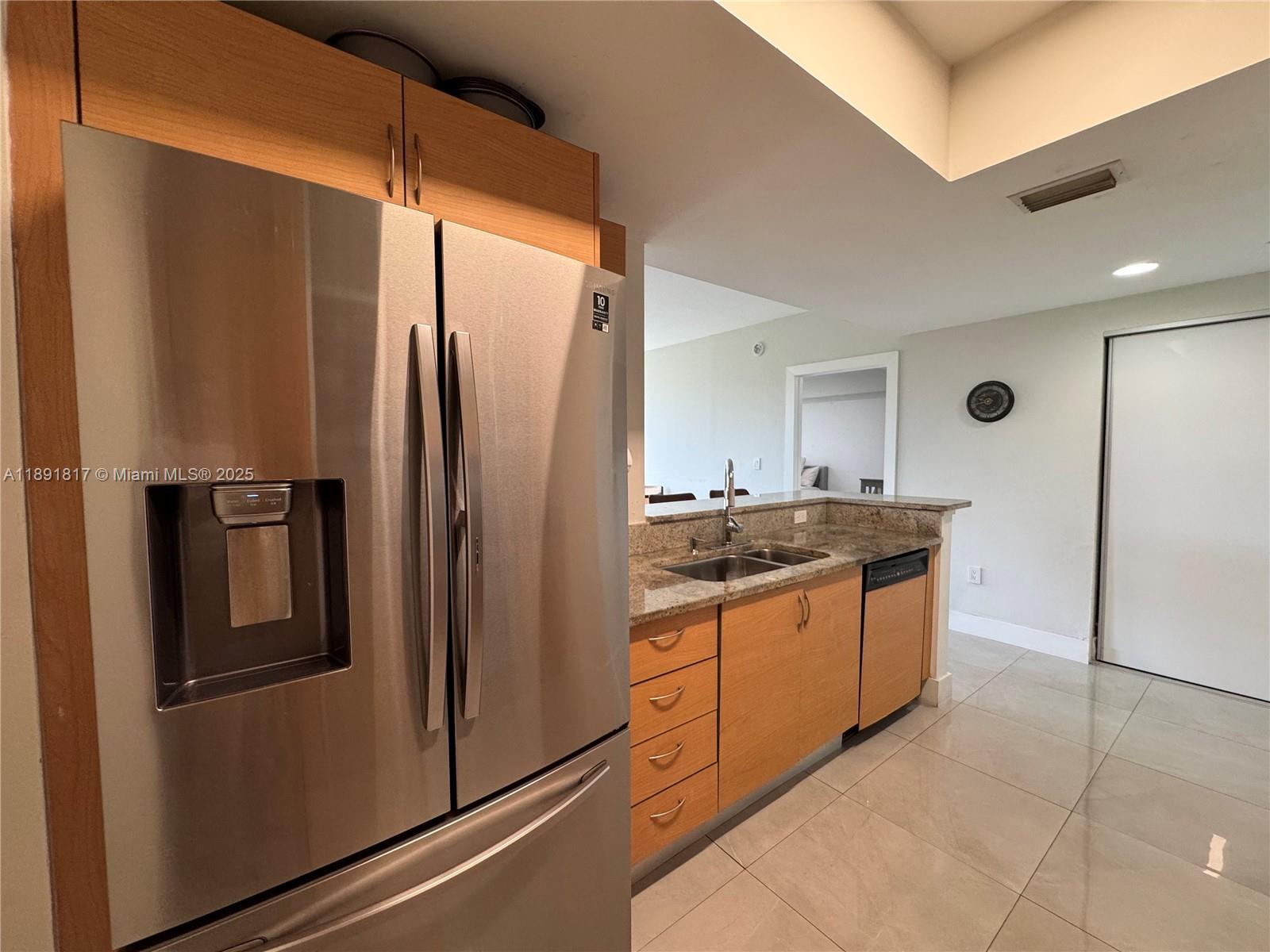 Photo of 2775 187th St  #318, Aventura, Florida, 33180 - 