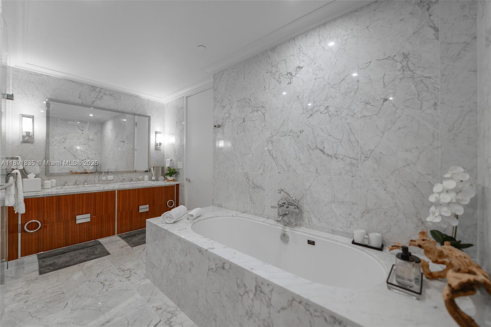 See details 4203 2 / 3 1447 sq. ft. $ 2025-10-08 0 Photo