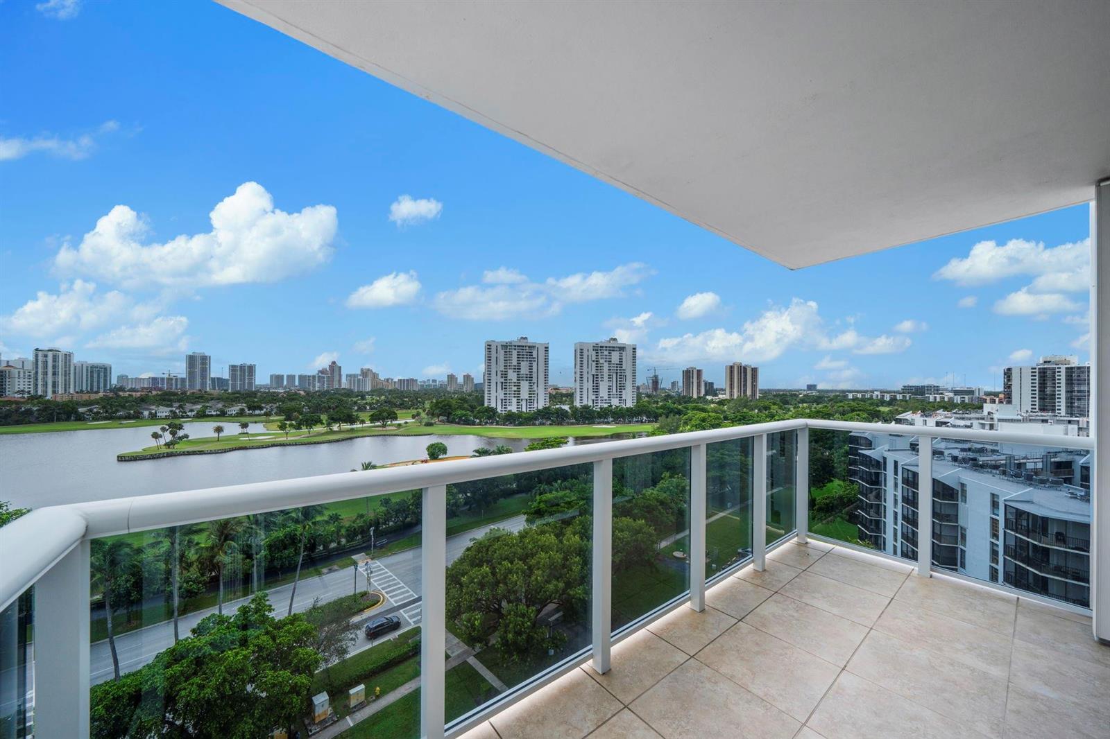 Photo of 3625 Country Club  #1208, Aventura, Florida, 33180 - Photo 2