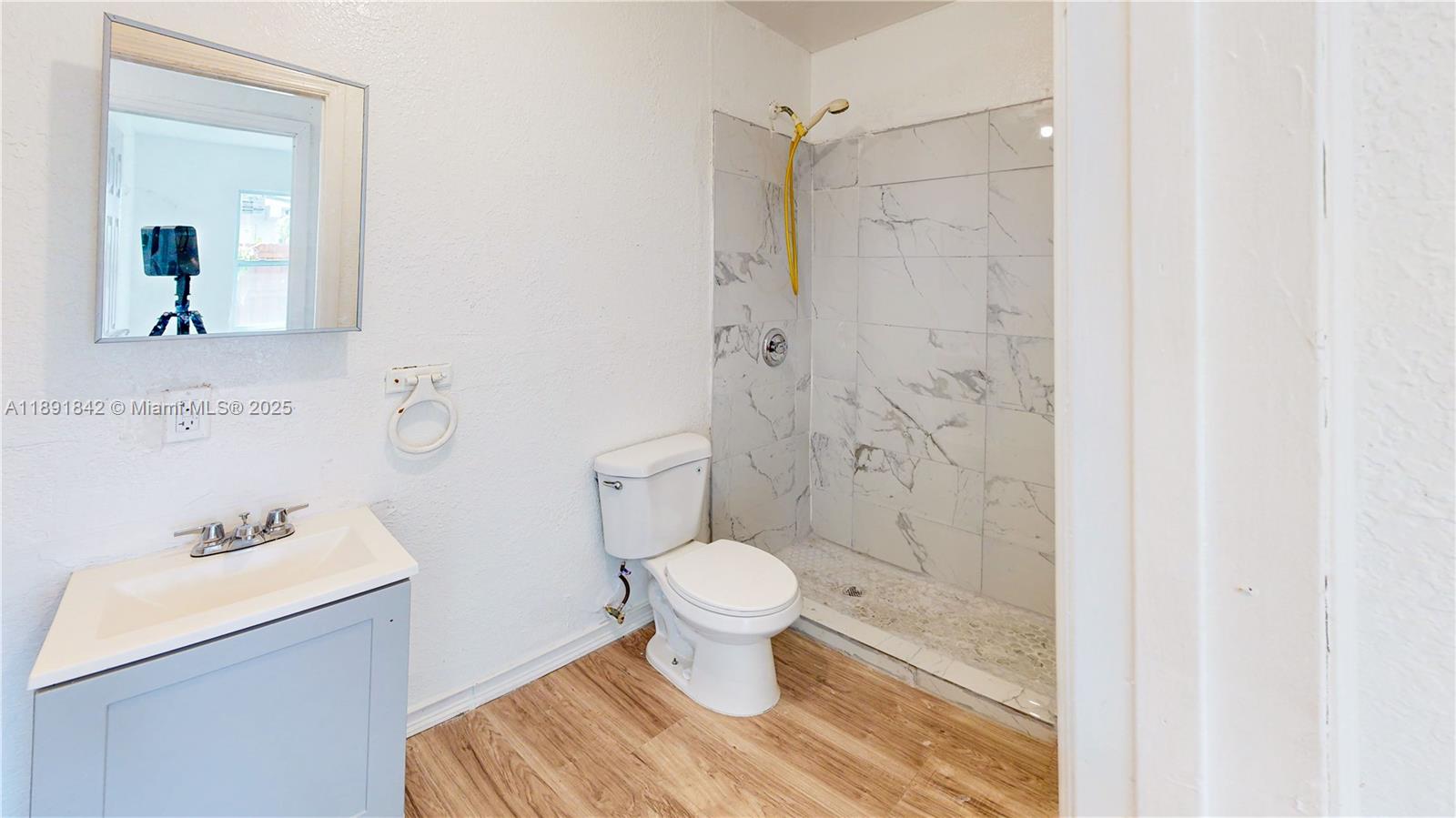 Ver detalles / 3444 sq. ft. $ 2025-10-07 0 foto