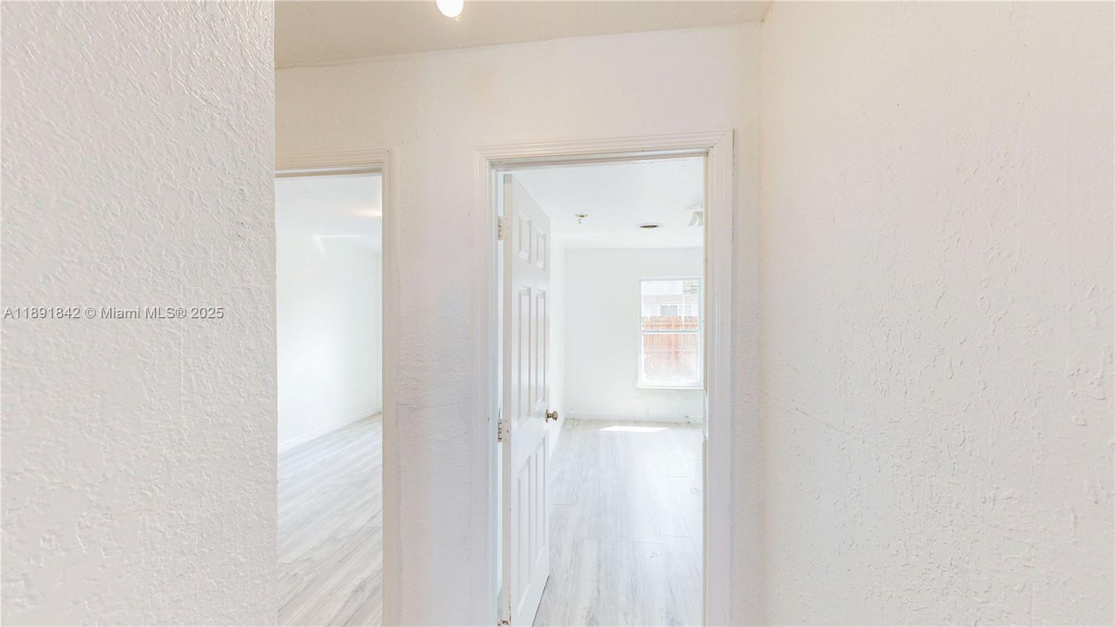 Ver detalles / 3444 sq. ft. $ 2025-10-07 0 foto