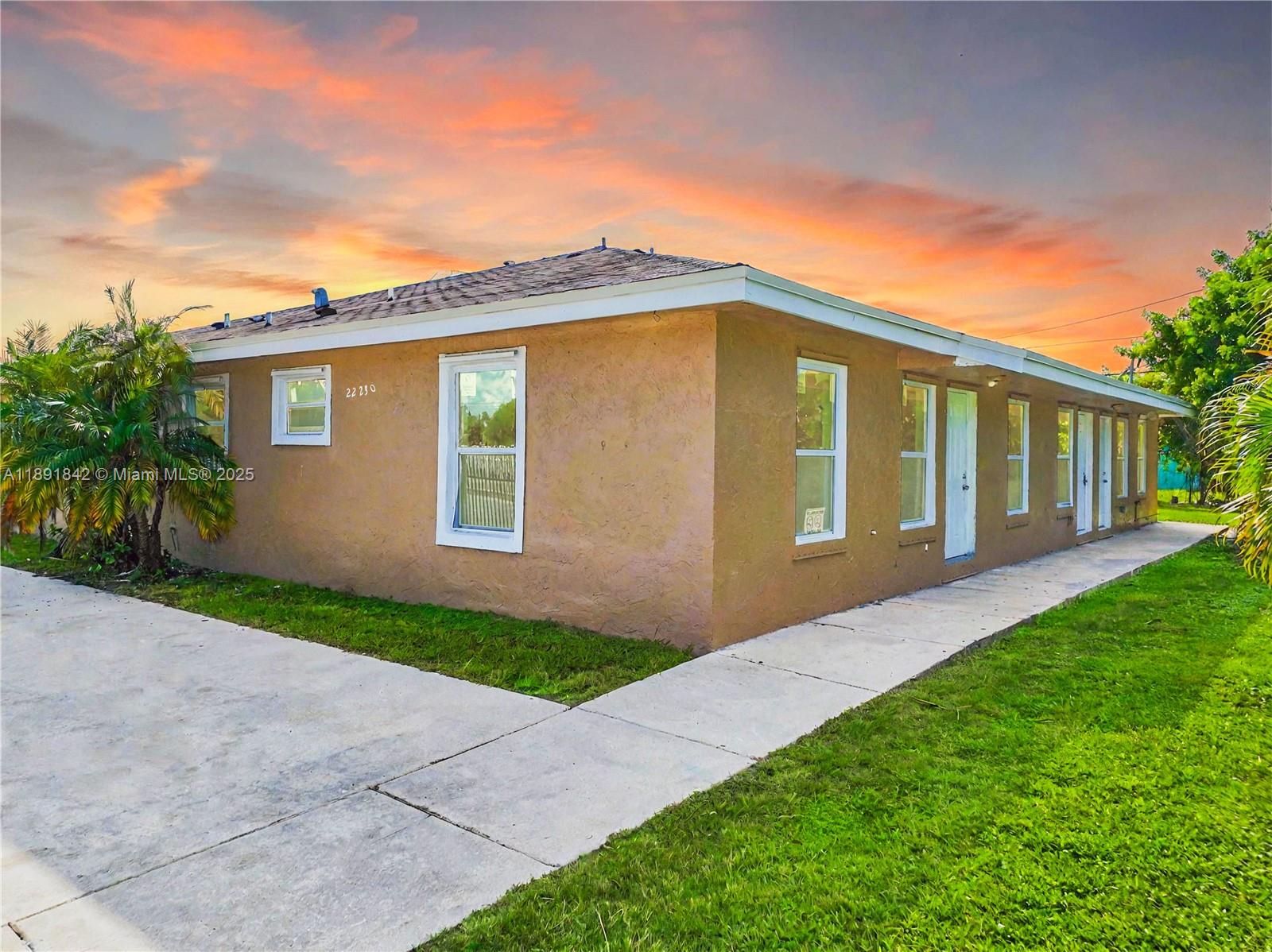 Ver detalles / 3444 sq. ft. $ 2025-10-07 0 foto