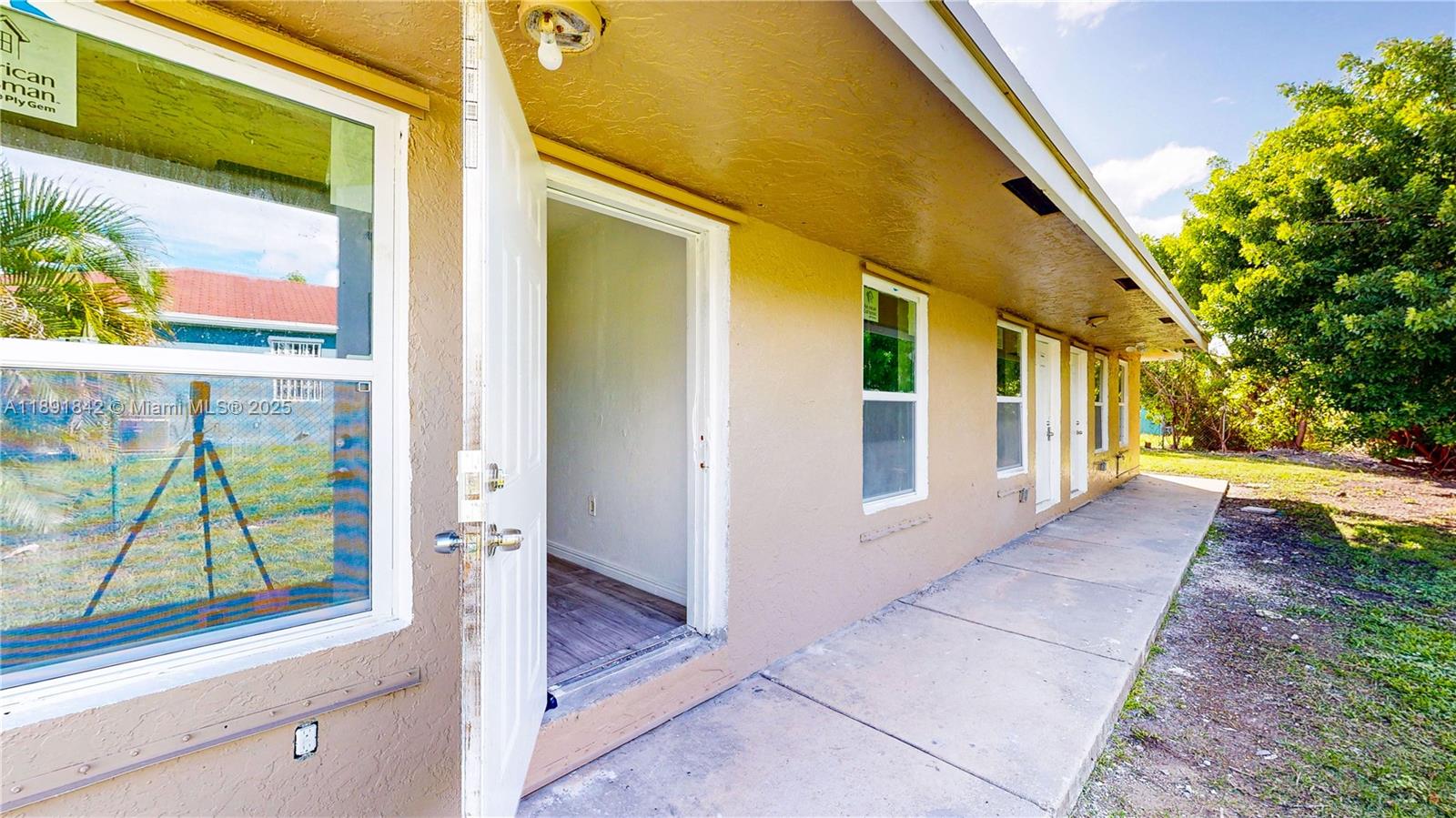Ver detalles / 3444 sq. ft. $ 2025-10-07 0 foto