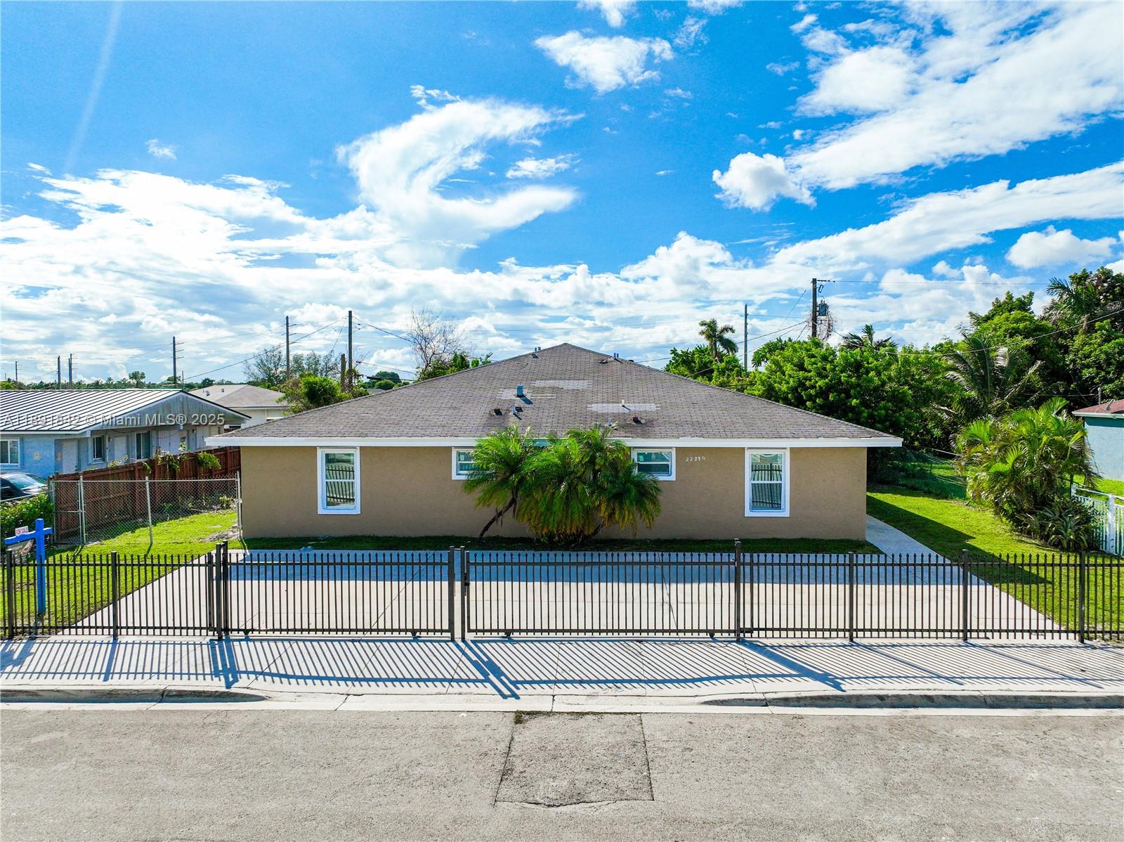 Ver detalles / 3444 sq. ft. $ 2025-10-07 0 foto