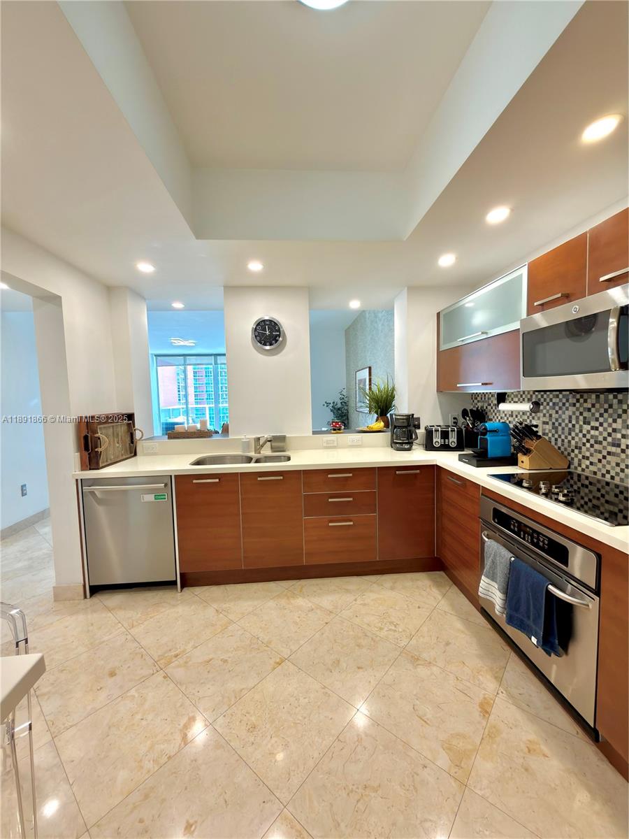 Photo of 3330 190th St  #1610, Aventura, Florida, 33180 - 