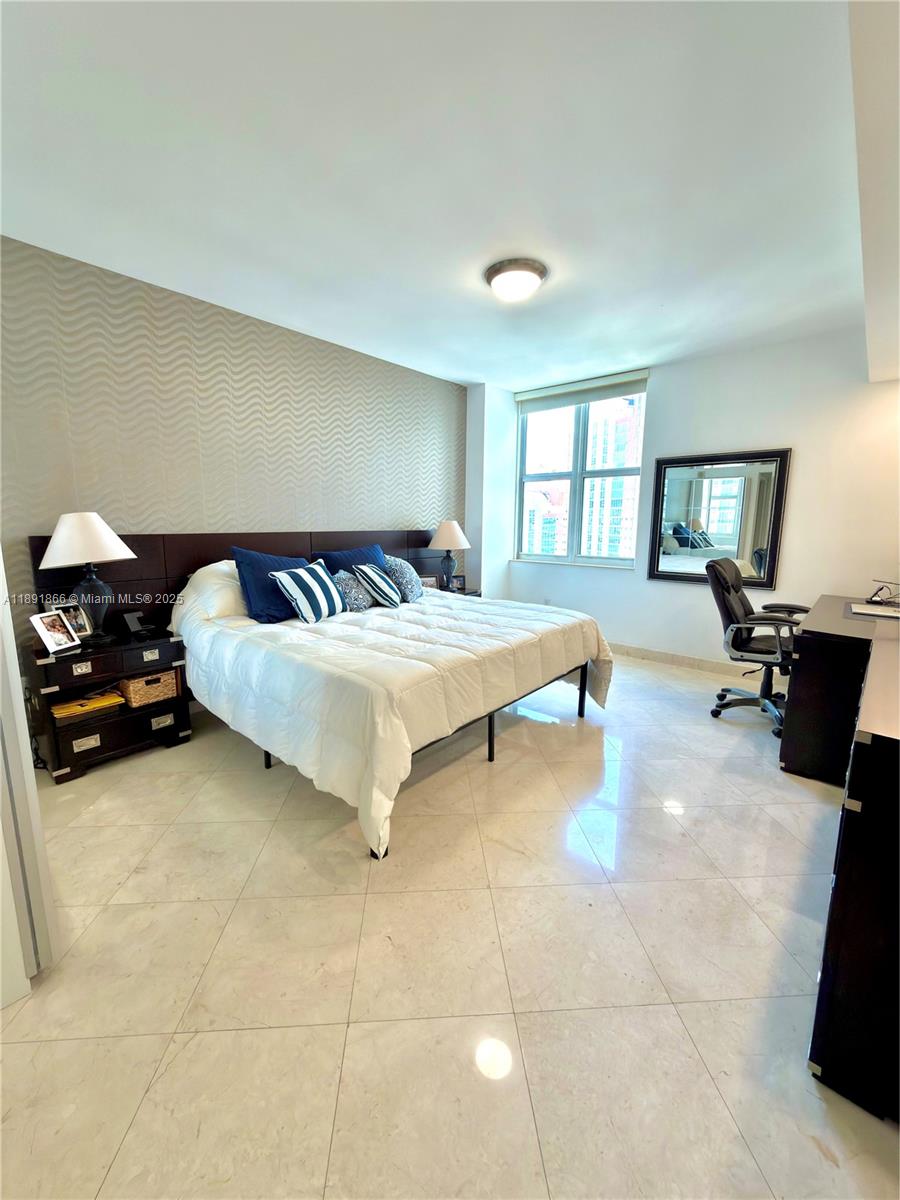 Photo of 3330 190th St  #1610, Aventura, Florida, 33180 - 