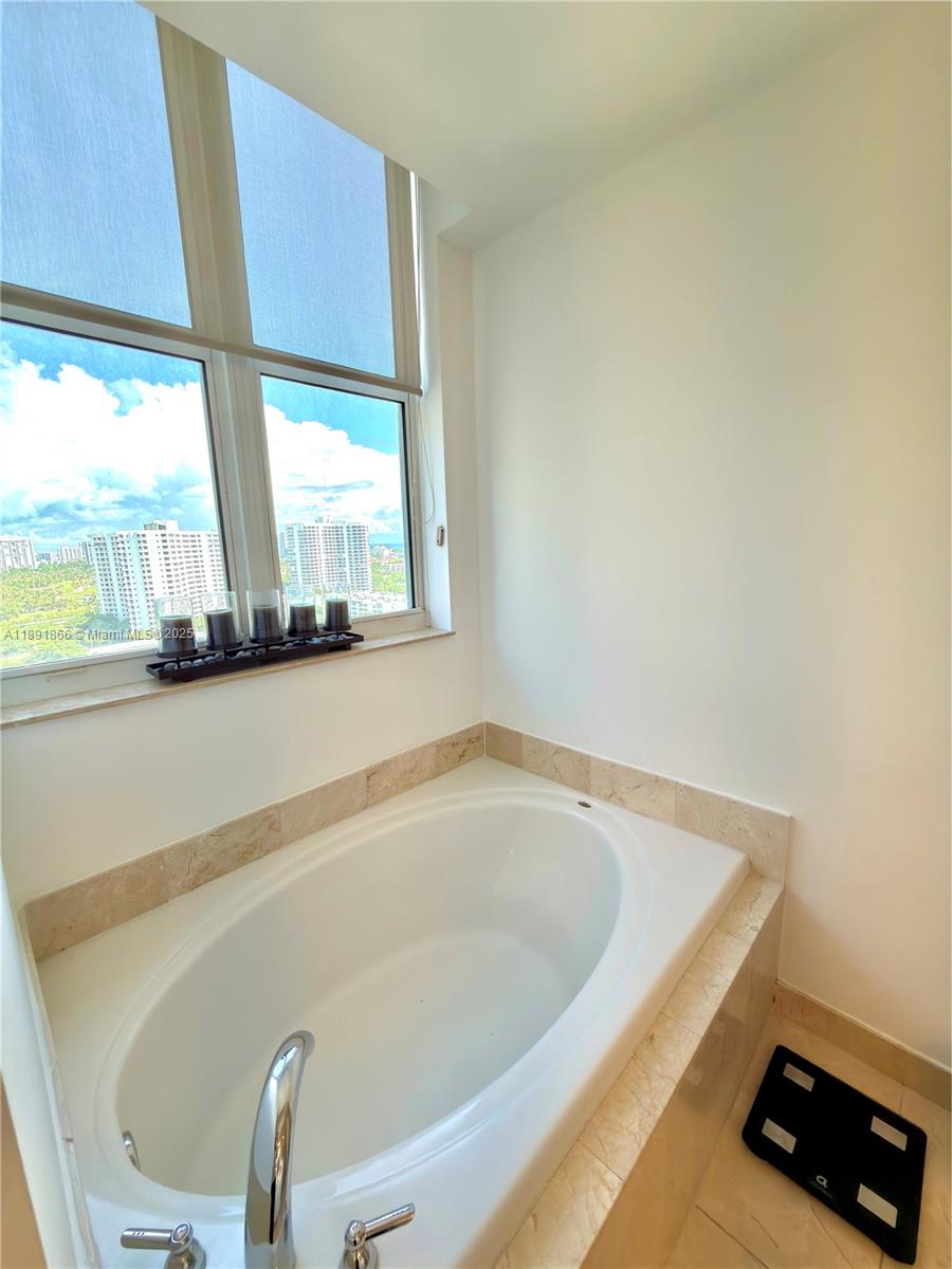 Photo of 3330 190th St  #1610, Aventura, Florida, 33180 - 