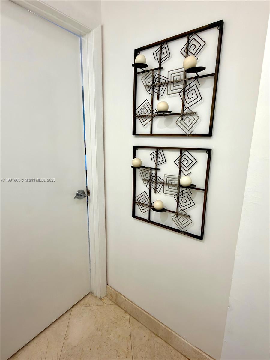 Photo of 3330 190th St  #1610, Aventura, Florida, 33180 - 