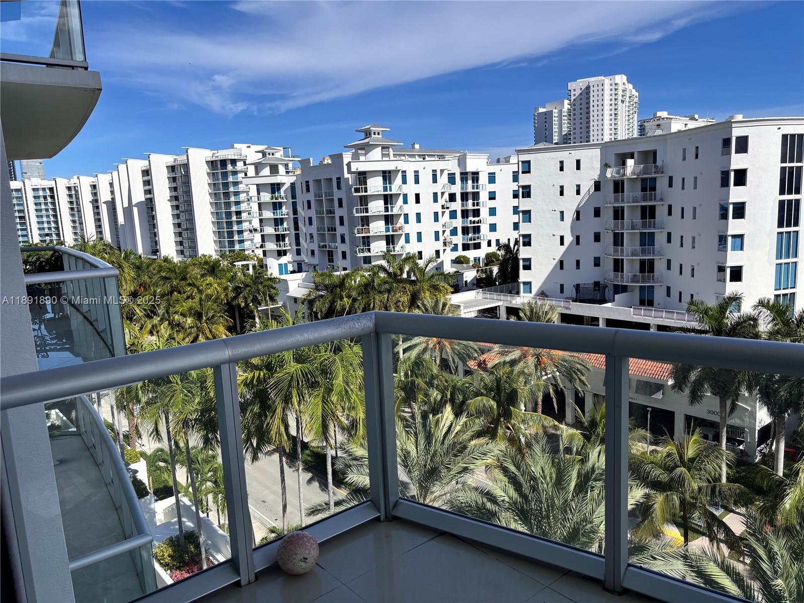 Photo of 3131 188th St  #1-809, Aventura, Florida, 33180 - 