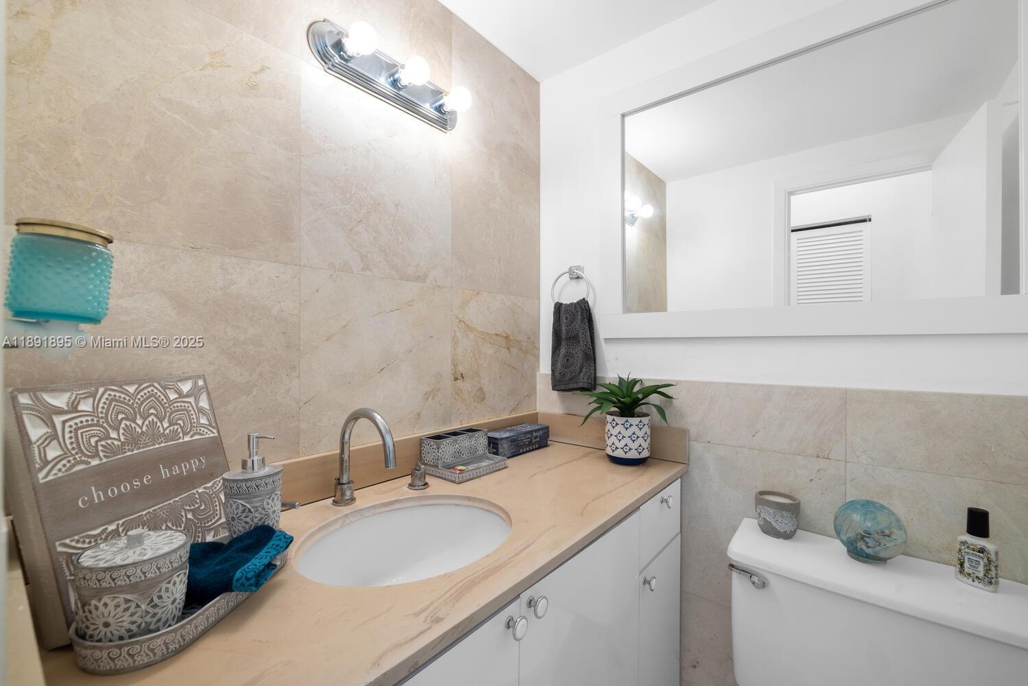 2119 1 / 2 762 sq. ft. $ 2025-10-07 0 Photo