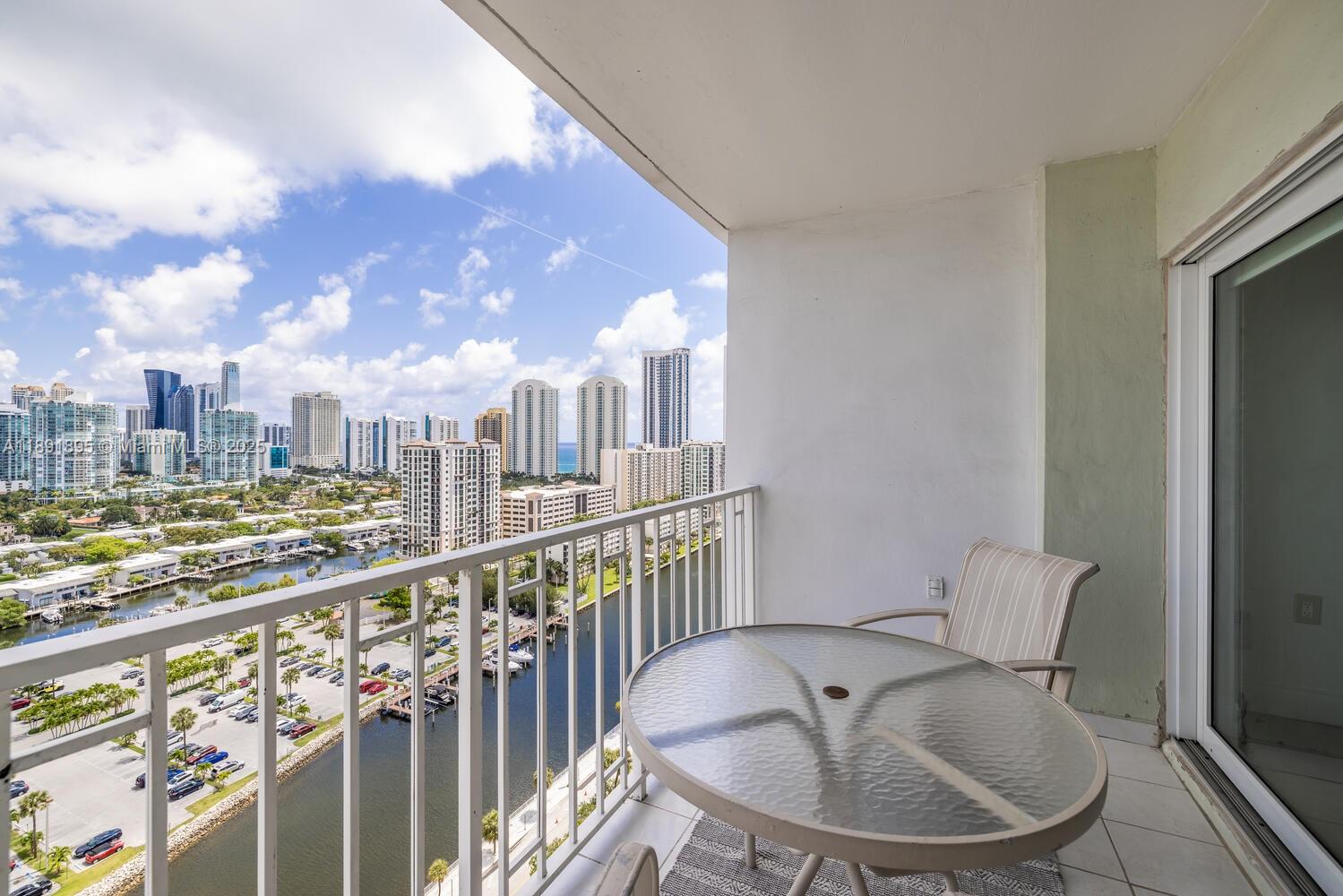 2119 1 / 2 762 sq. ft. $ 2025-10-07 0 Photo