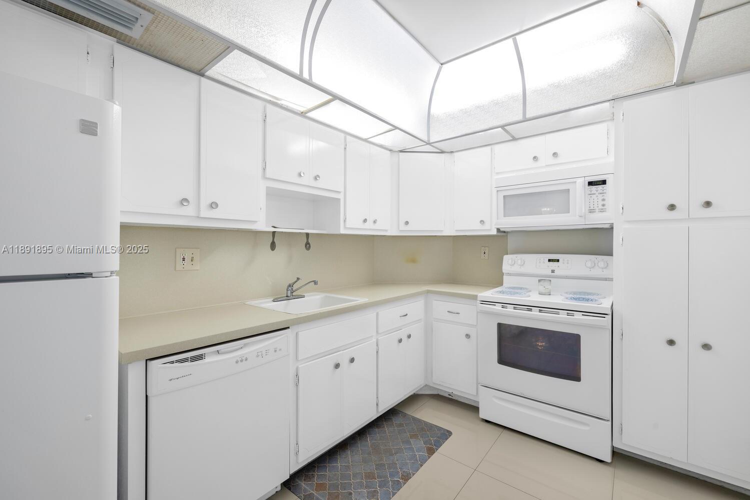 2119 1 / 2 762 sq. ft. $ 2025-10-07 0 Photo