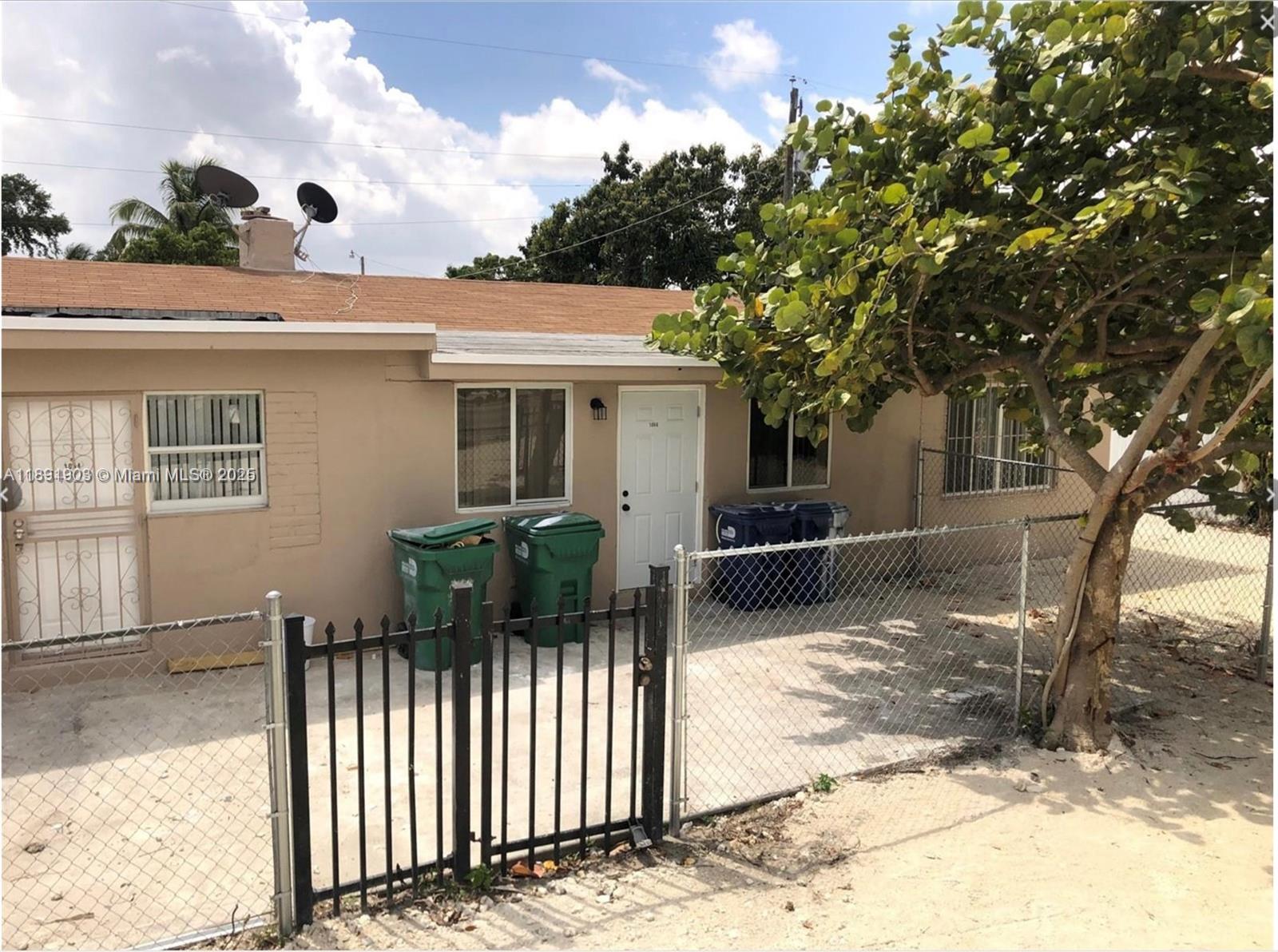 See details / 1792 sq. ft. $ 2025-10-07 0 Photo