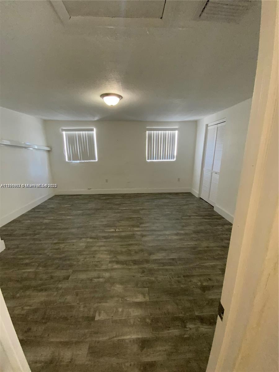 See details / 1792 sq. ft. $ 2025-10-07 0 Photo