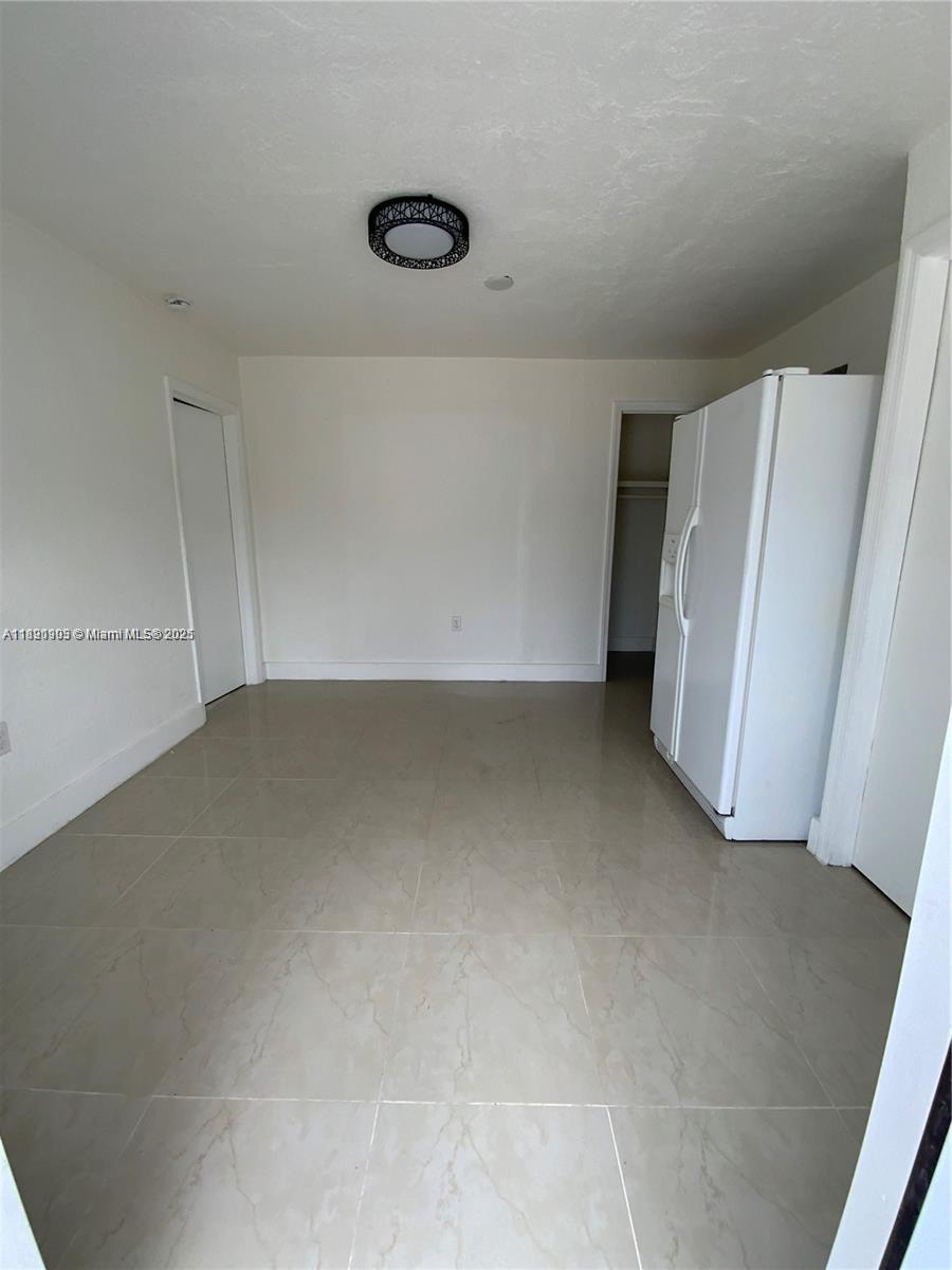 See details / 1792 sq. ft. $ 2025-10-07 0 Photo