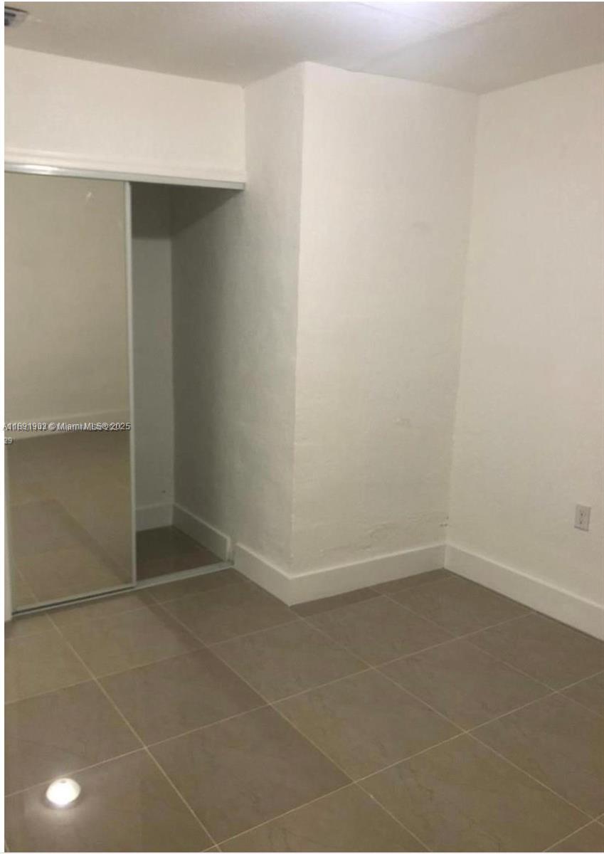 See details / 1792 sq. ft. $ 2025-10-07 0 Photo