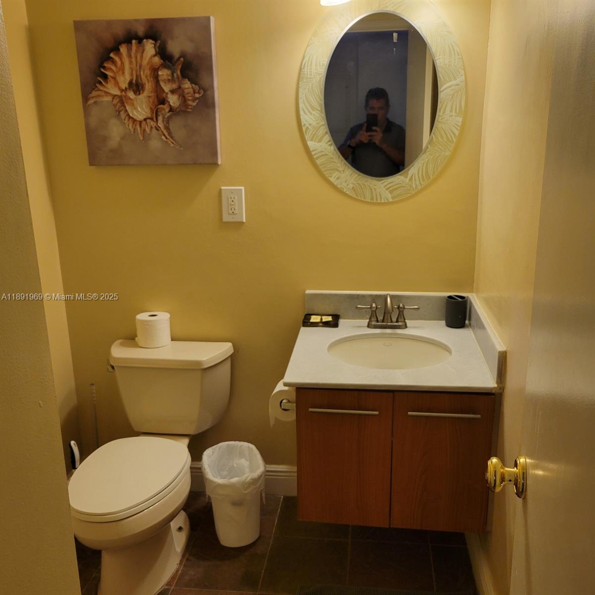 Photo of 19370 Collins Ave  #1120, Sunny Isles Beach, Florida, 33160 - guest bath