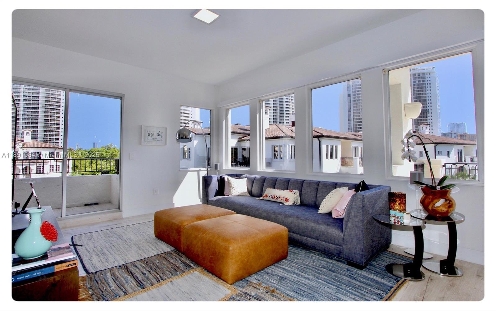 See details DPH01 4 / 5 4339 sq. ft. $ 2025-10-07 0 Photo