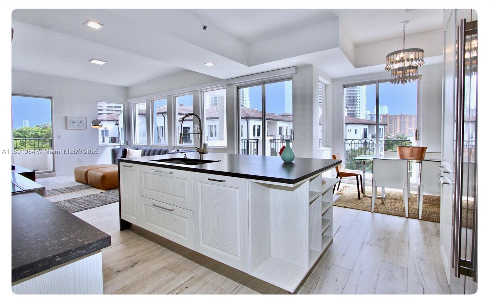 See details DPH01 4 / 5 4339 sq. ft. $ 2025-10-07 0 Photo