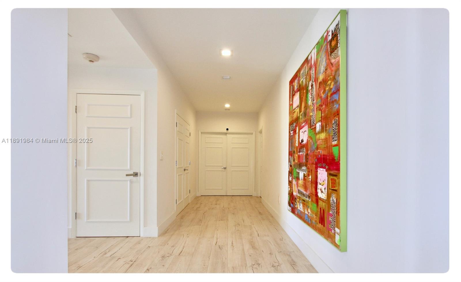 See details DPH01 4 / 5 4339 sq. ft. $ 2025-10-07 0 Photo
