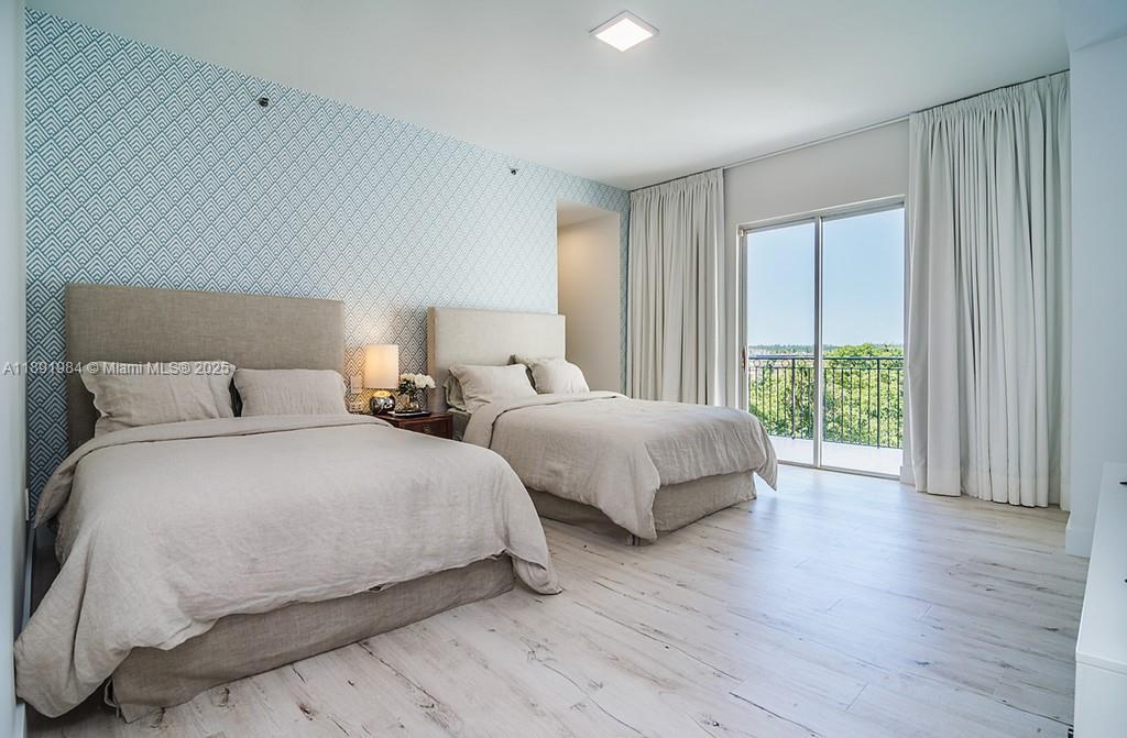 See details DPH01 4 / 5 4339 sq. ft. $ 2025-10-07 0 Photo