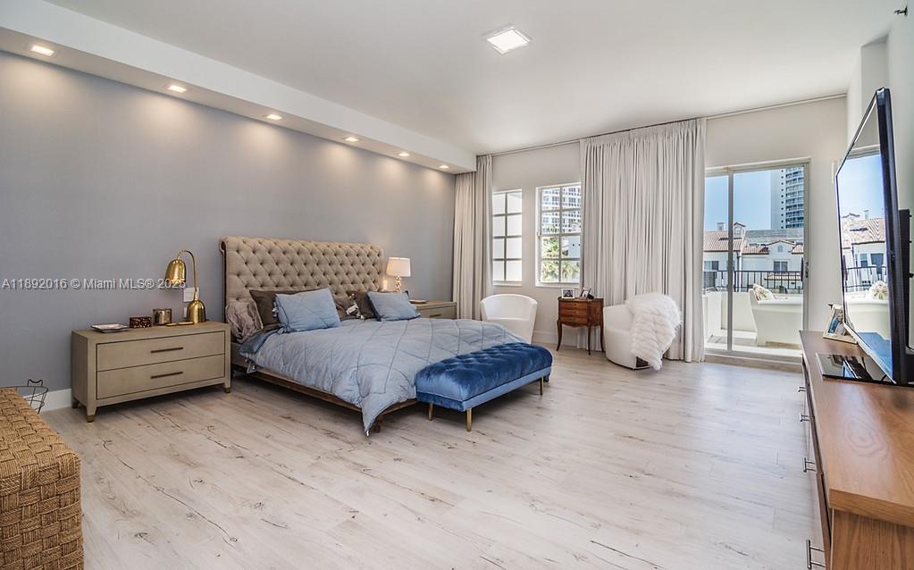 DPH01 4 / 5 4339 sq. ft. $ 2025-10-07 0 Photo
