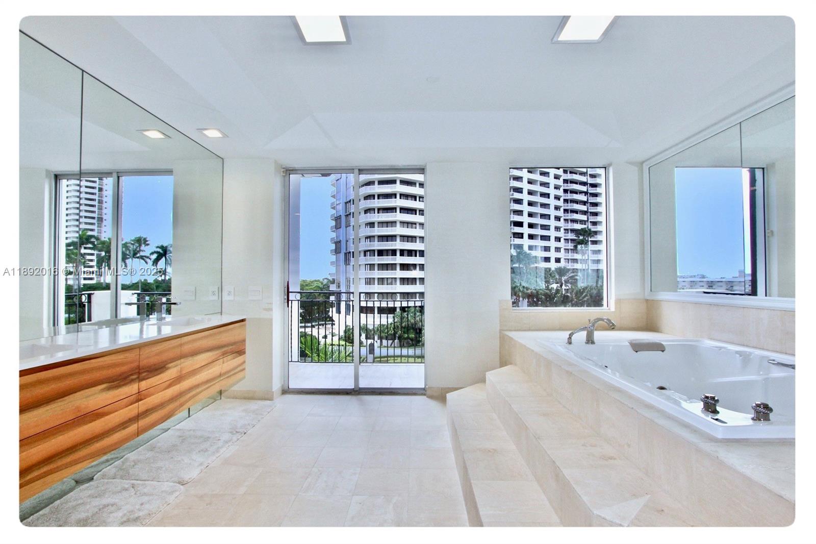 DPH01 4 / 5 4339 sq. ft. $ 2025-10-07 0 Photo