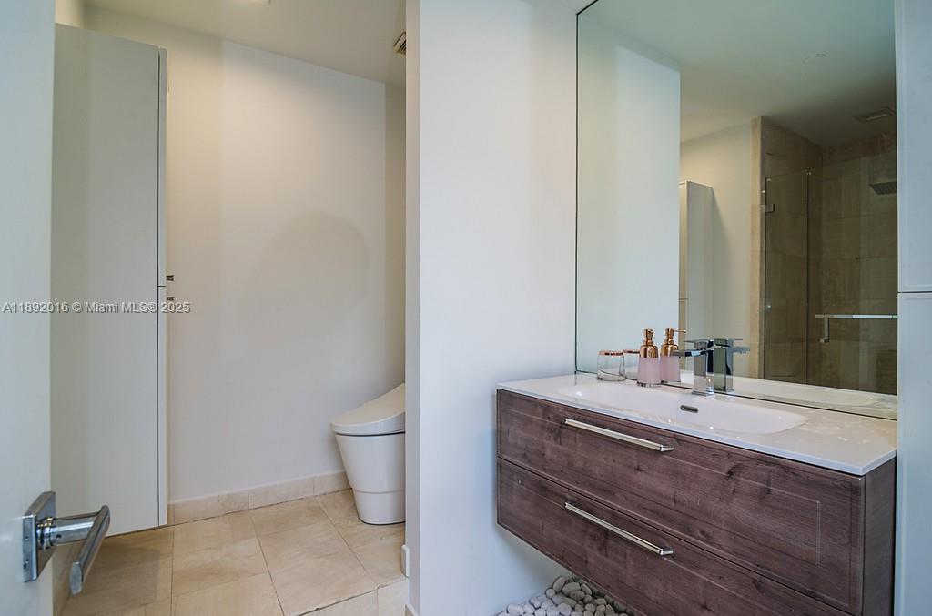 DPH01 4 / 5 4339 sq. ft. $ 2025-10-07 0 Photo