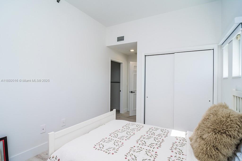 DPH01 4 / 5 4339 sq. ft. $ 2025-10-07 0 Photo