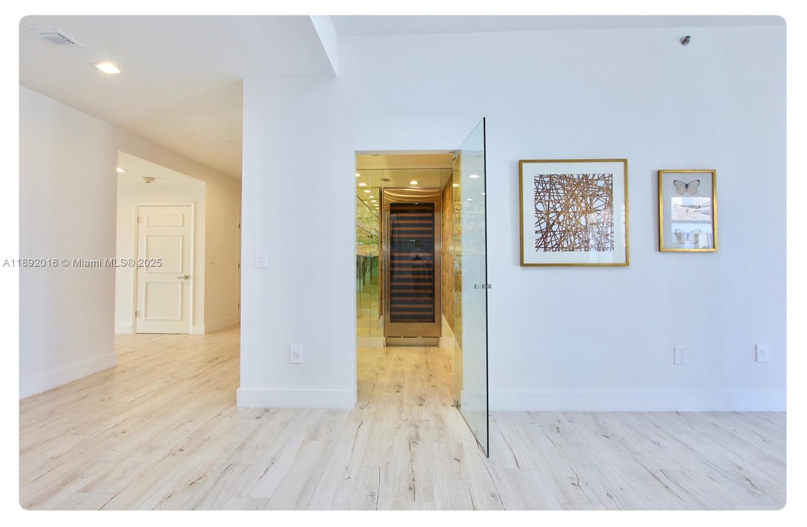 DPH01 4 / 5 4339 sq. ft. $ 2025-10-07 0 Photo