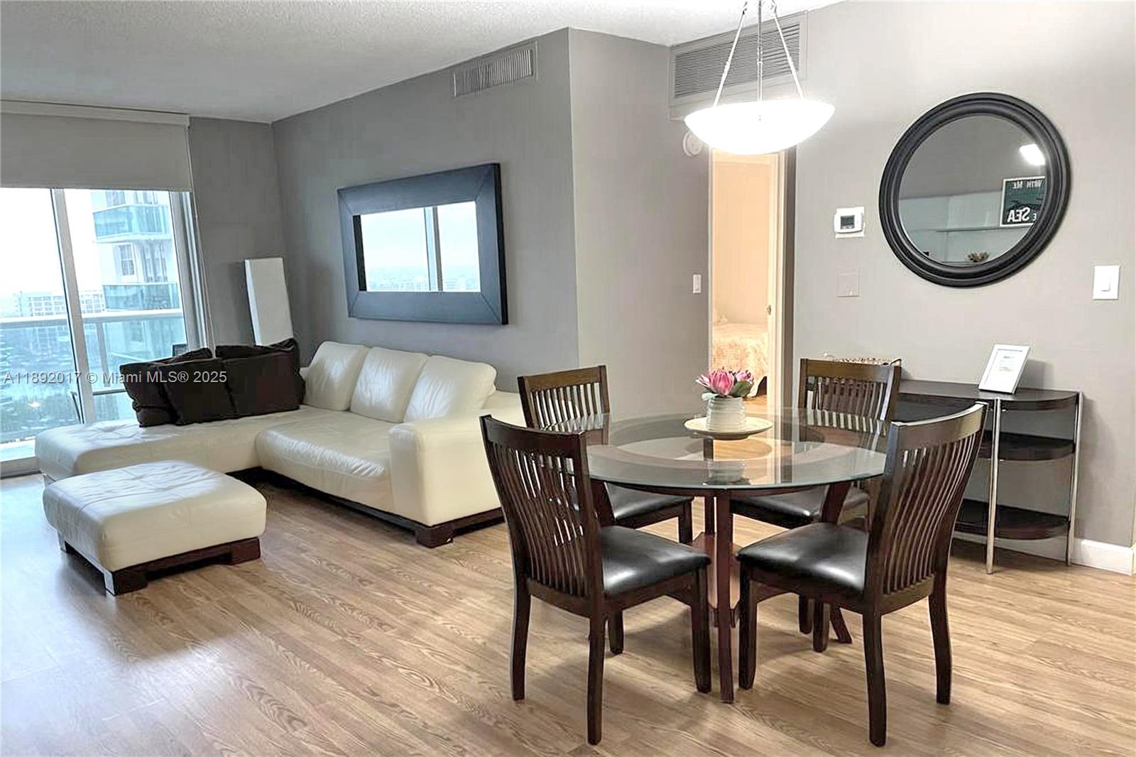 Photo of 3901 Ocean Dr  #15R, Hollywood, Florida, 33019 - 