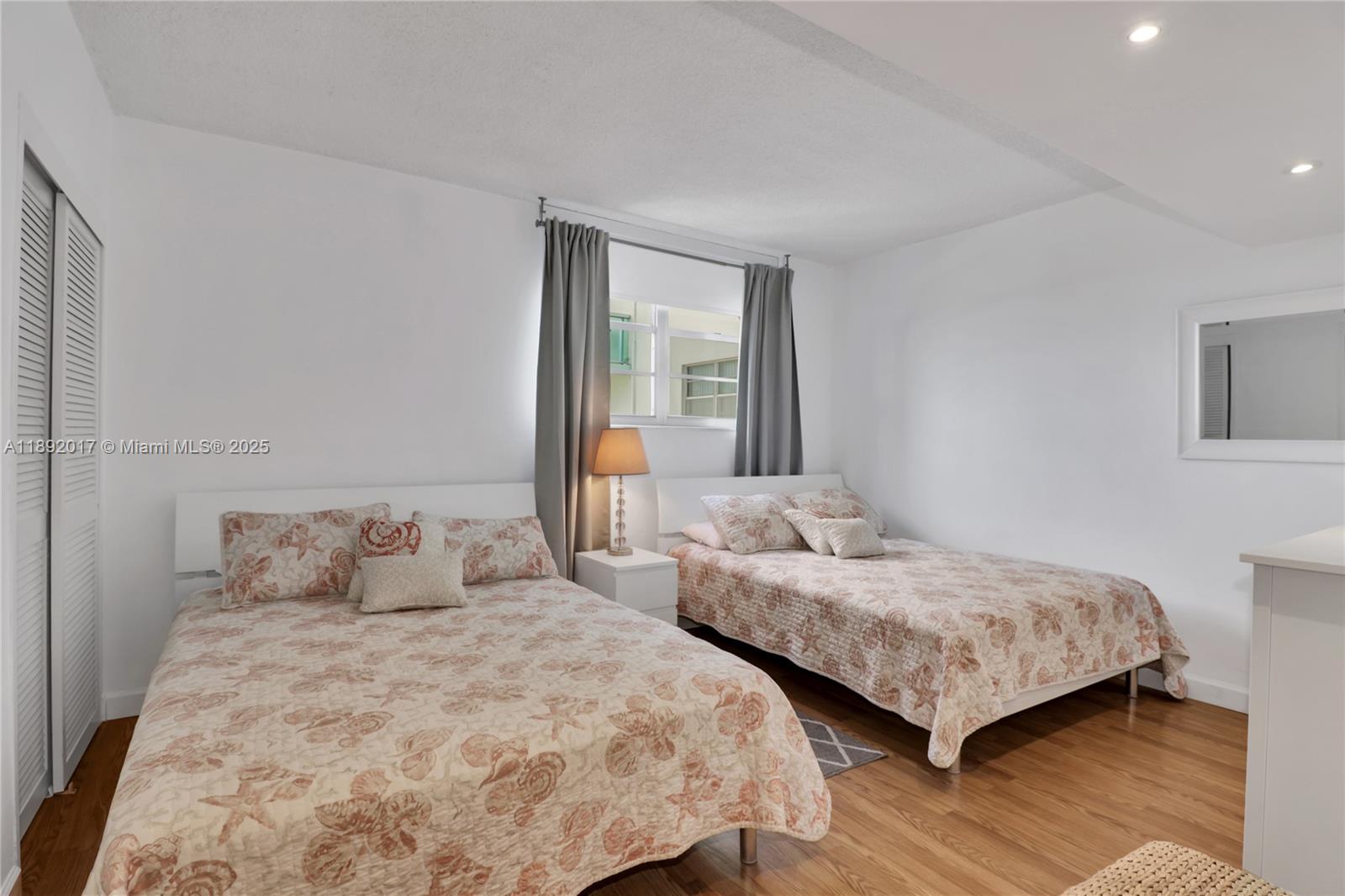 Photo of 3901 Ocean Dr  #15R, Hollywood, Florida, 33019 - 