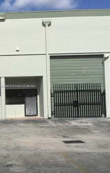 10  /   sq. ft. $ 2025-10-07 0 Photo