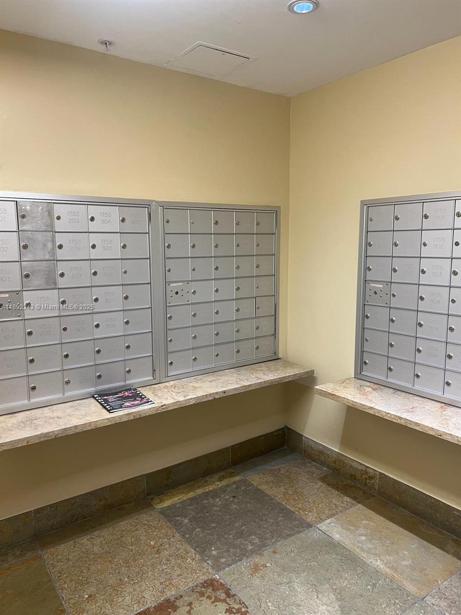 Photo of 1755 Hallandale Beach Blvd #105E, Hallandale Beach, Florida, 33009 -