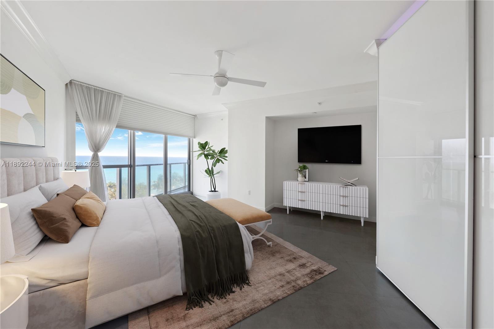 Photo of 3101 Ocean Dr  #707, Hollywood, Florida, 33019 - 