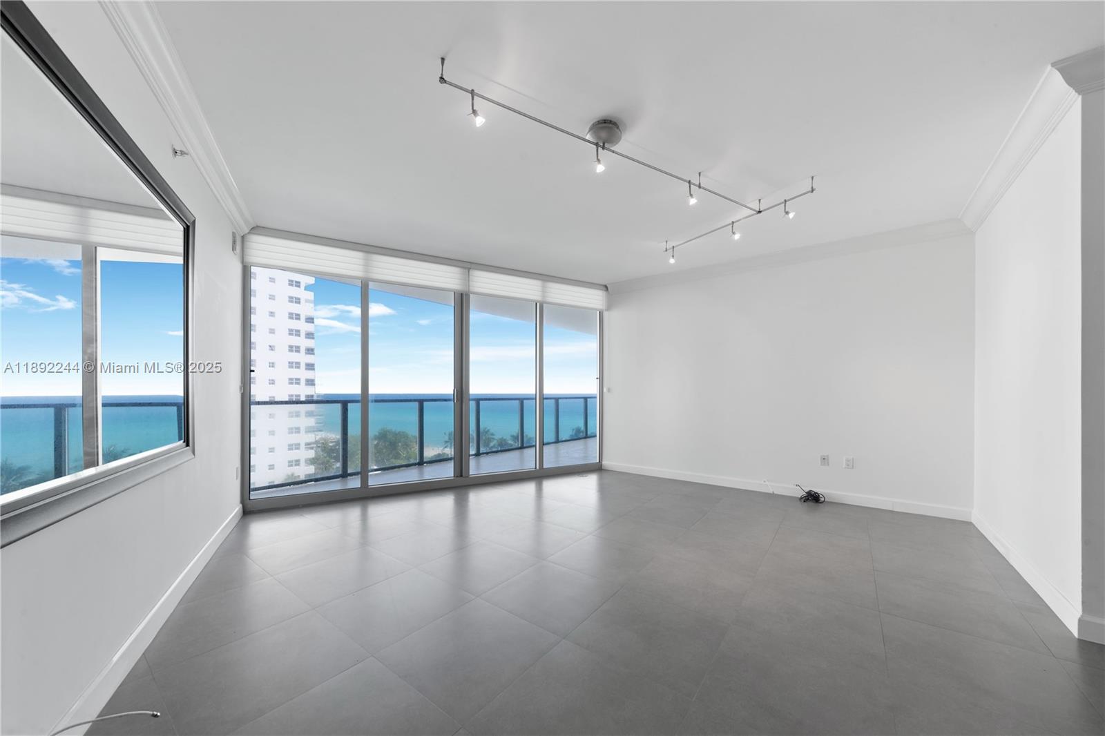 Photo of 3101 Ocean Dr  #707, Hollywood, Florida, 33019 - 