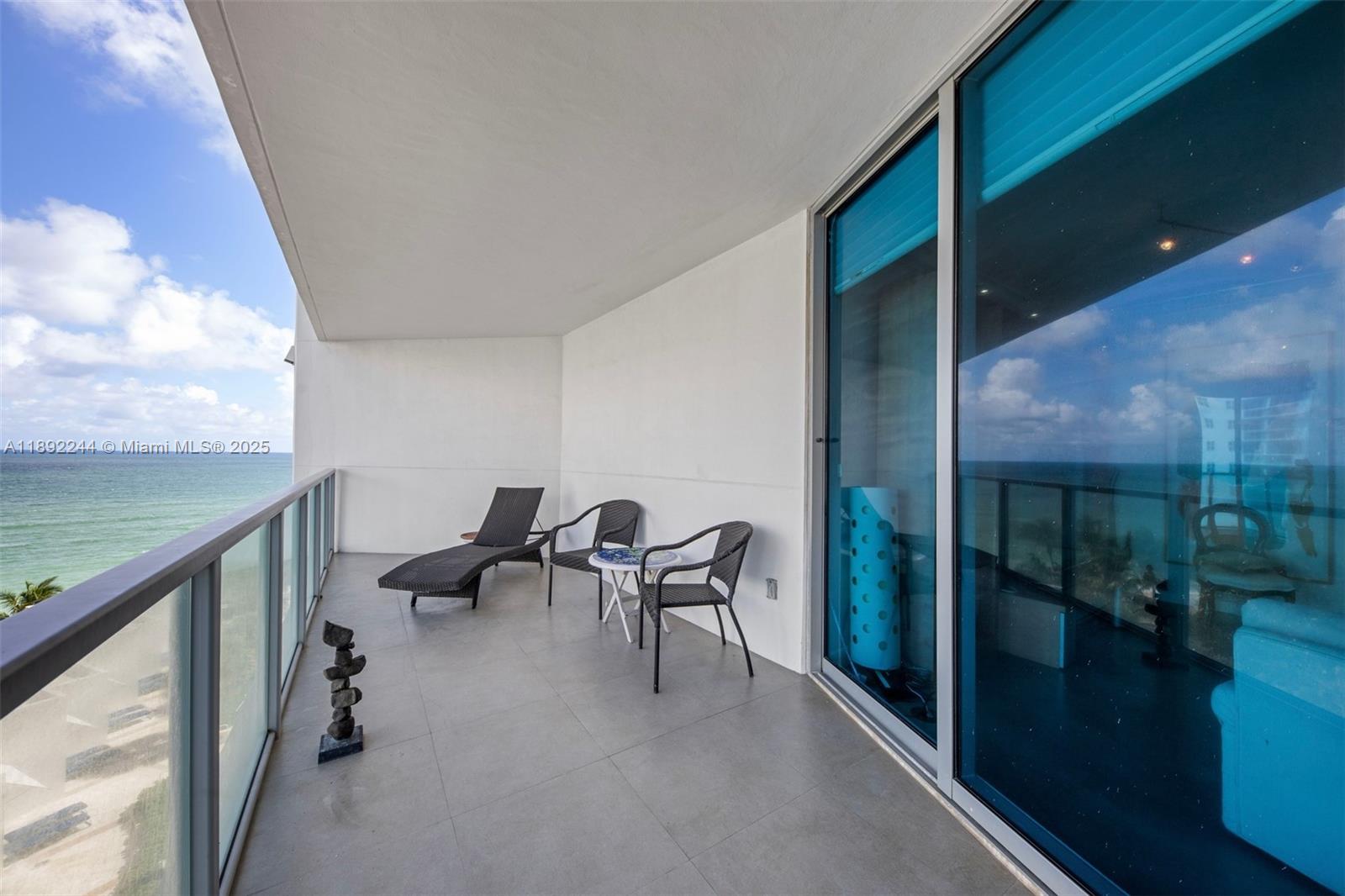 Photo of 3101 Ocean Dr #707, Hollywood, Florida, 33019 -