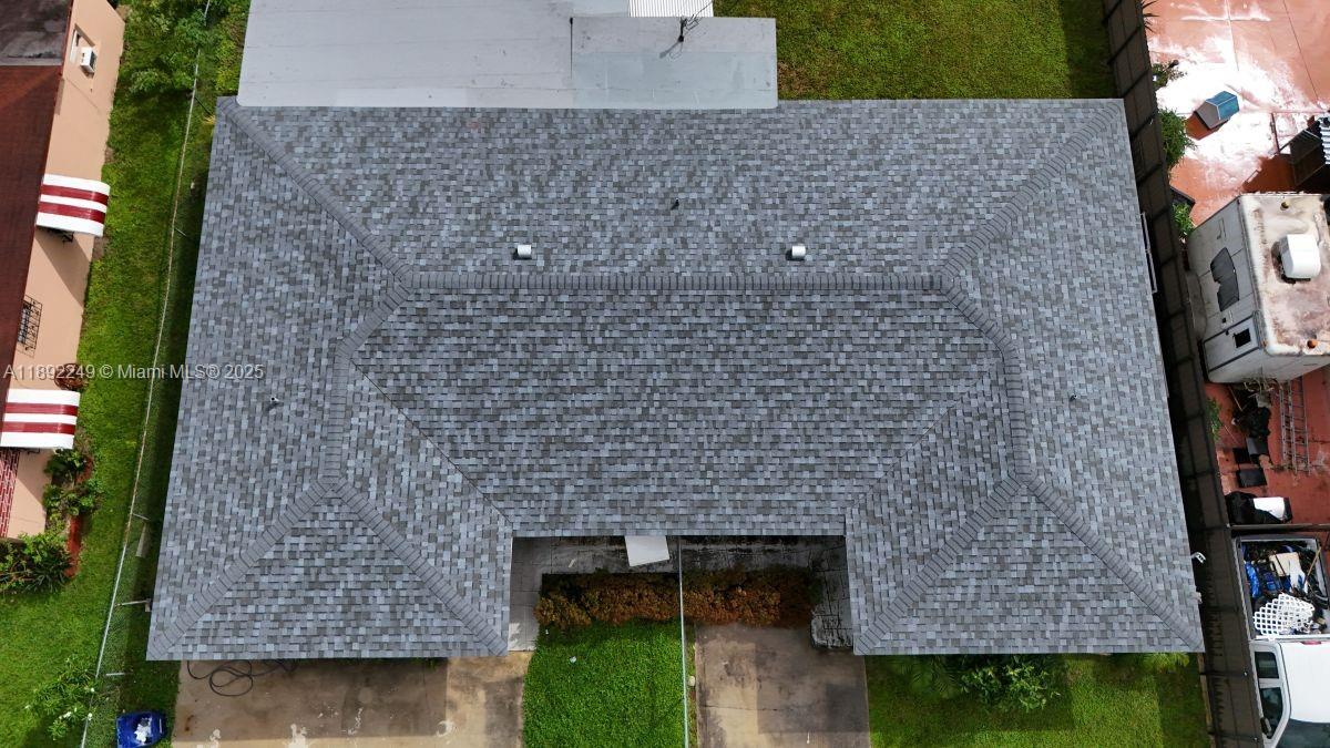   /  2053 sq. ft. $ 2025-10-07 0 foto