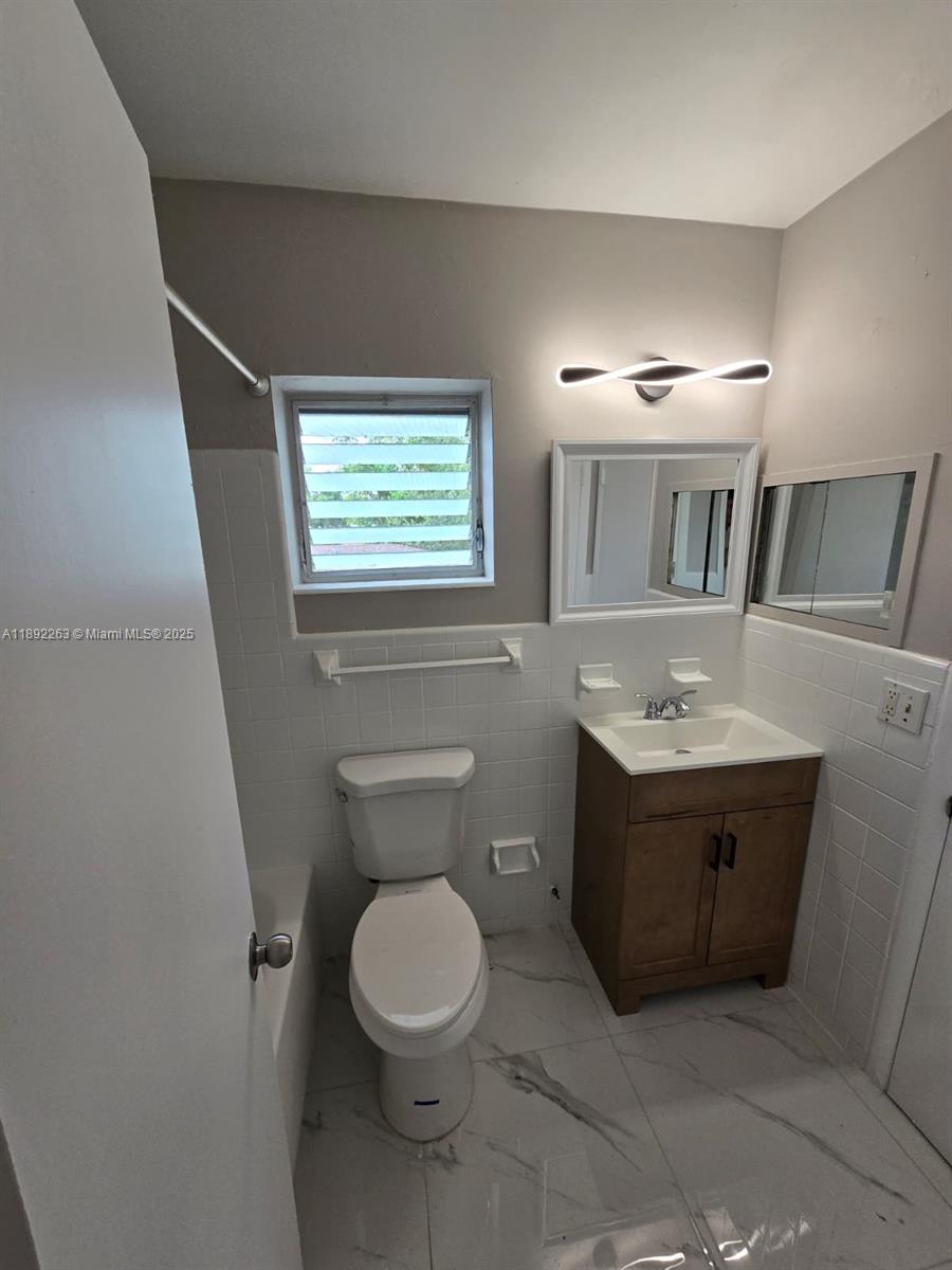 Ver detalles / sq. ft. $ 2025-10-07 0 foto
